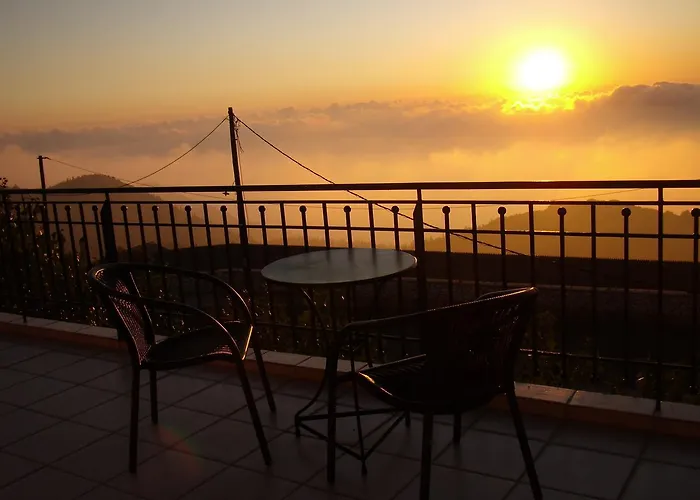 Zephyros And Szálloda Drimónasz